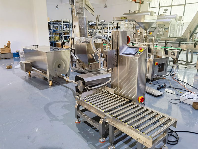 銀川大型化工液體灌裝設(shè)備